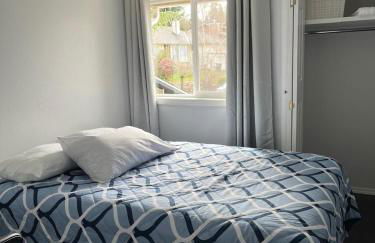 SEA Airport Coastal Home, located just 15 min from SeaTac Airport and 5 min from Des Moines Marina - Foto 6