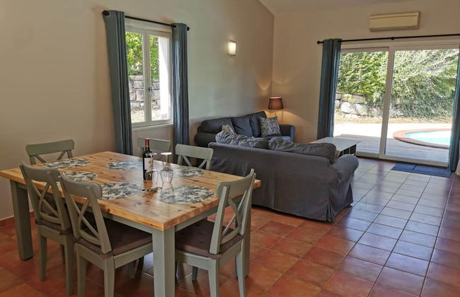 Luxury Villa With Covered Terrace in Chalais - Foto 30