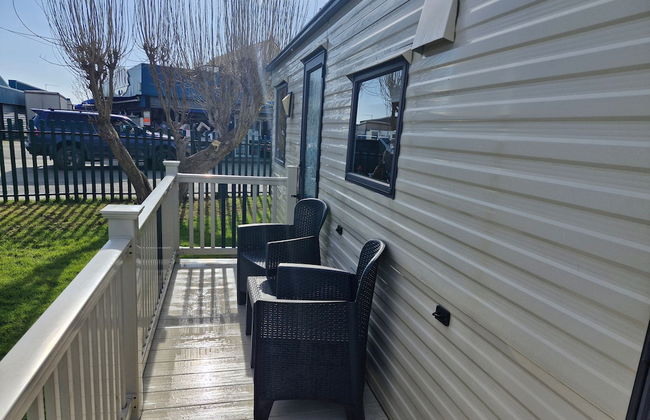 3-bed Caravan - Sleeps 8 - Pool Onsite - Petsok - Foto 19