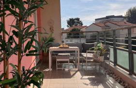 Appartement 2 chambres dans résidence avec piscine et parking - Foto 19