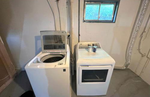 Charming Duplex on Main - Foto 10