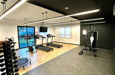 Moema URBAN Heaven - Piscina - Prox Metro - Prox Sh Ibirapuera - Cama Queen - Internet 500mbps - Ar cond - Cozinha completa - Academia - Churrasqueira - Foto 59