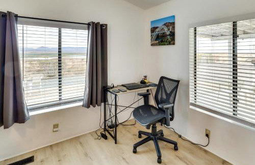 5 Mi to River Topock Boating and Off-Roading Oasis! - Foto 9