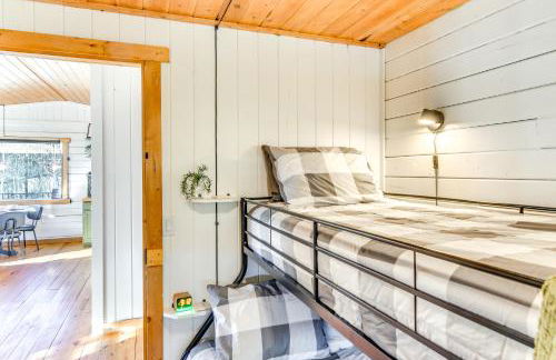 Mtn-View Haven with Hot Tub 9 Mi to Dtwn Bailey - Foto 16