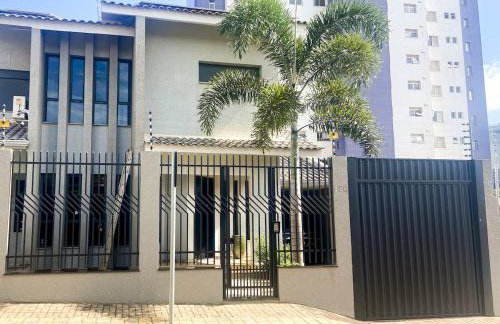 Sobrado de alto padrão no centro - Photo 30