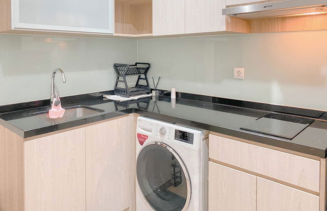 Elegant And Nice 2Br At Menteng Park Apartment - Photo 14