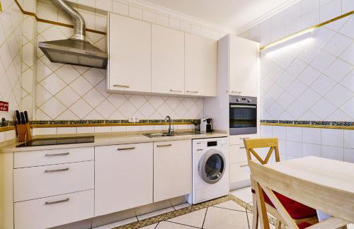 Lovely hugh villa close to beaches up to 10 sleeps - Foto 7