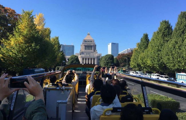Tokyo Hop-On Hop-Off Bus - Photo 4