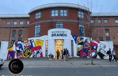 Acton 4BR House I Contractors I Families I Parking - Foto 34