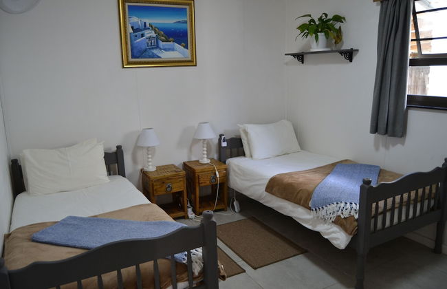 Arch Cabins Self Catering - Photo 6