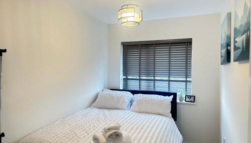 4 Bed House - Sleeps 7 - Pets - Parking - Wifi - Foto 2, towels