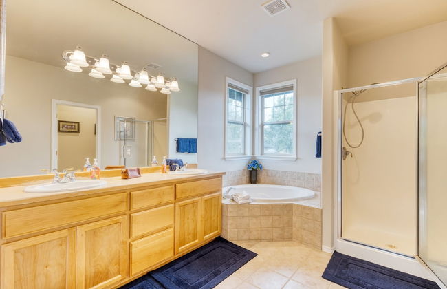 Forest Ridge Loop by Avantstay Hot Tub Private Community Amenities - Photo 17