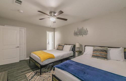 Central 3Bed2B at AT&T - Cowboy Stadium - Texas Live - Photo 23