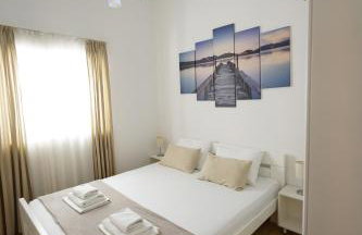 Apartments Loncar-near Zrće beach - Foto 1