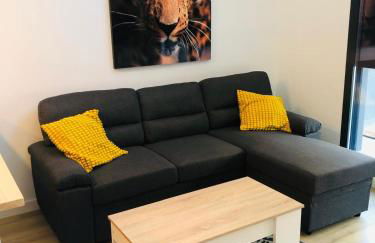 Loft 007 con jardin, piscina, garaje y Netflix - Foto 14