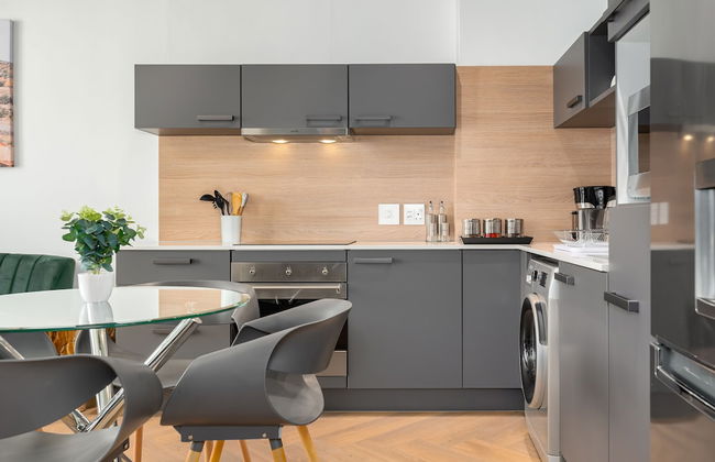 Bridgewater One Luxury Apartments - Photo 56