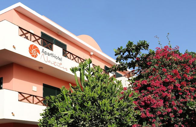 Nautilus Aparthotel - Photo 26