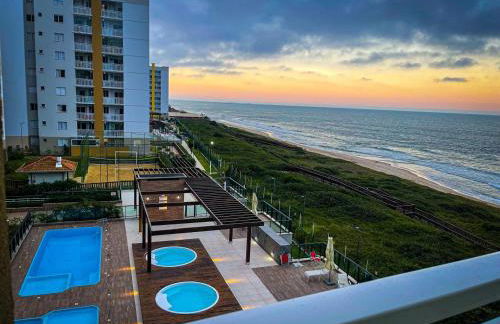 Apartamento Frente Mar, Churrasqueira, Piscina, Jacuzzi, 20 Minutos do Beto Carrero - Foto 11