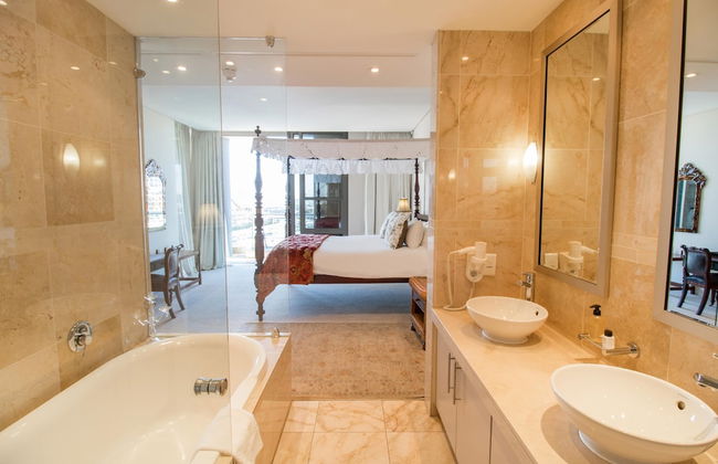 Waterfront Marina 2 Bedroom Yacht View - Foto 16