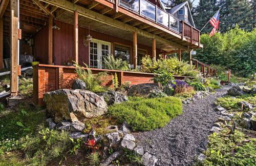 Secluded Seldovia Studio with Lake and Mtn Views! - Foto 22