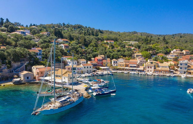 Villa Nionios Large Private Pool Walk to Beach Sea Views A C Wifi - 1033 - Foto 51