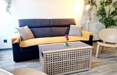 Le DrômArdèchois - Gîte meublé Ardèche - WIFI Parking - Écolodgîte Drôme ardèche - Foto 9