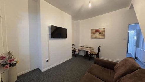 Amazing and Immaculate 2-Bed House in Manchester - Foto 2