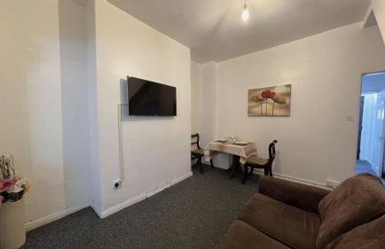 Amazing and Immaculate 2-Bed House in Manchester - Foto 2