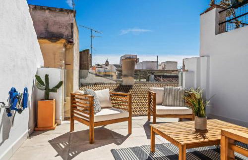 Private Sunny rooftop house in Malaga old town, walk everywhere - Photo 2