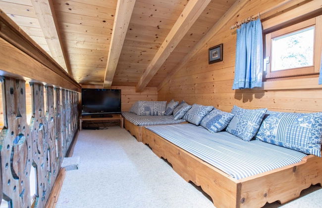 Chalet in Austria Near Ski Lift & Forest - Foto 11