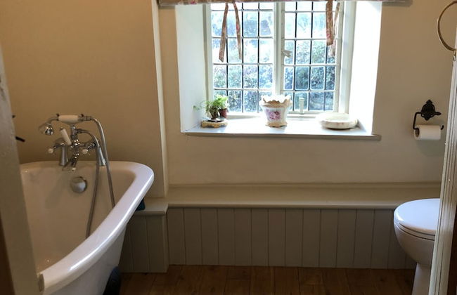 Impeccable 3-bed 17th Century Luxury Cottage - Foto 24