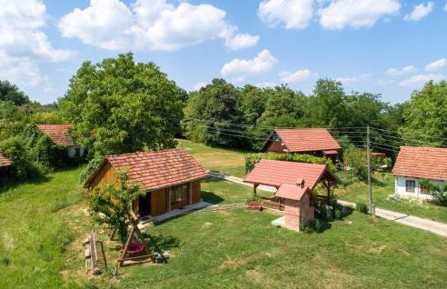 2 Bedroom Cozy Home In Konjscina - Photo 12