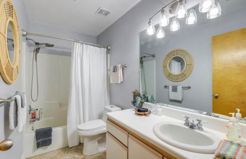 Walkable Beachfront Retreat on Cedar Key! - Foto 14