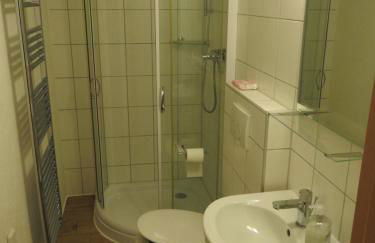 Rusti Deifeld - Foto 14