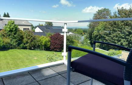 Ruhige Wohlfühloase auf zwei Ebenen - mit Terrasse im Grünen und Balkon - Foto 32