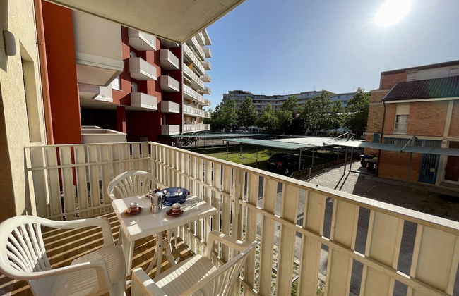 Holiday by the Pool - Lovely Flat With Balcony - Foto 20