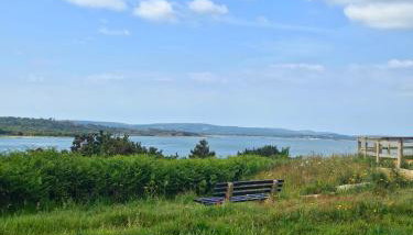 luxury new 3 bed caravan with stunning sea view on private beach in Thorness bay - Foto 5