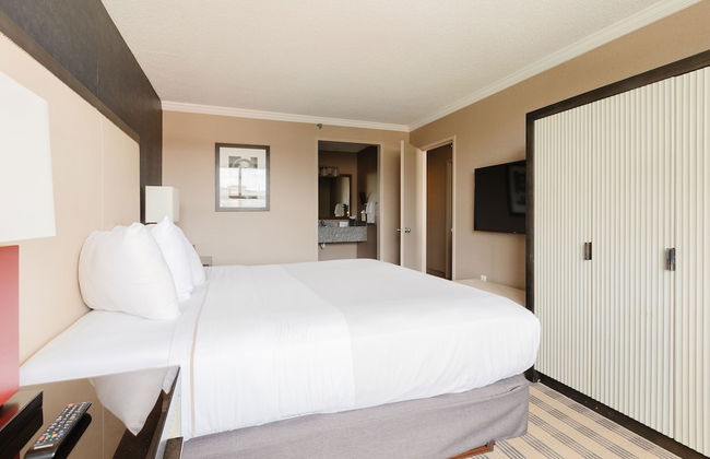 2500 Penn, a Placemakr Experience - Photo 4