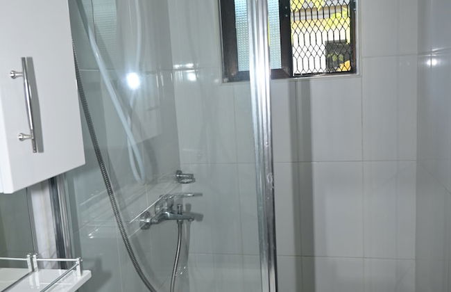 New Door Apartments - Photo 12