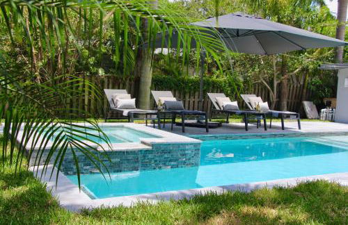 Friendly Fox Luxury Pool & Spa House Near Downtown & Beach - Foto 1