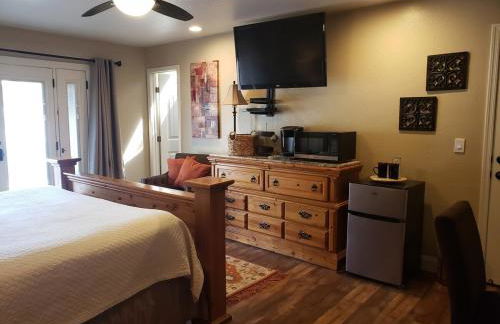 Robin's Red Rock Getaway Suite A - Foto 11