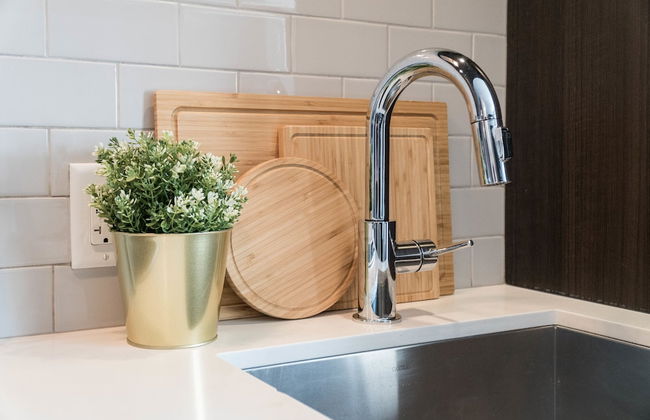 QuickStay Yorkville Condo - Yonge & Bloor - Photo 11