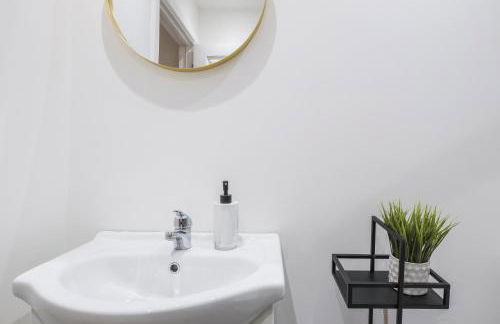 Stylish & Elegant 1BR City Centre near High Street - Foto 50