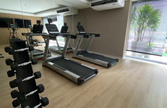 w Great 1BR With Balcony in Luxurious Building - Foto 21