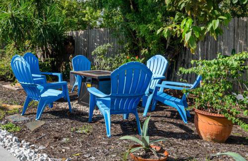 Backyard Oasis 3 Hole Golf Pool Fire Pit - Foto 33