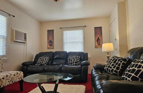 Comfy Getaway minutes from UBS Arena - Photo 1