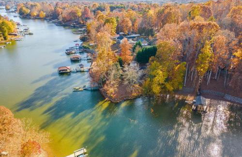 Lakeside Rustic Retreat - Foto 17