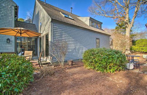 Bright, Coastal Mashpee Condo Near the Commons - Foto 31