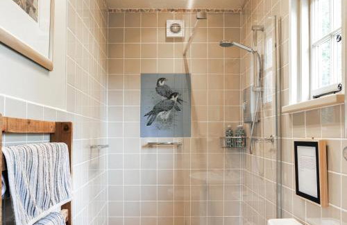 The Challoners - Photo 17