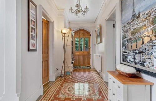 Luxury Detached House in Large Private Grounds, with Outdoor Jacuzzi and Sauna - Foto 31